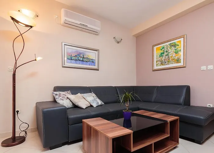 Judita Apartman *